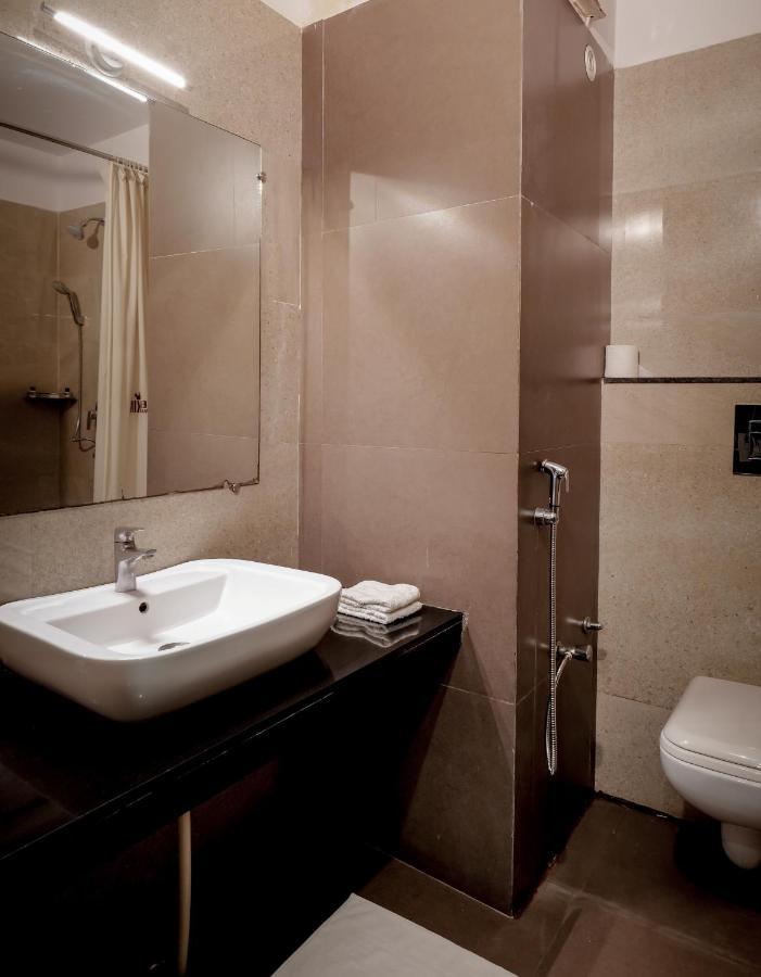 Hotel Highway King Behror Esterno foto